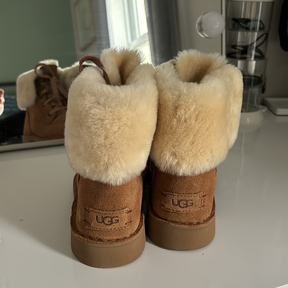 Ugg tie boots - Picture 2 of 4